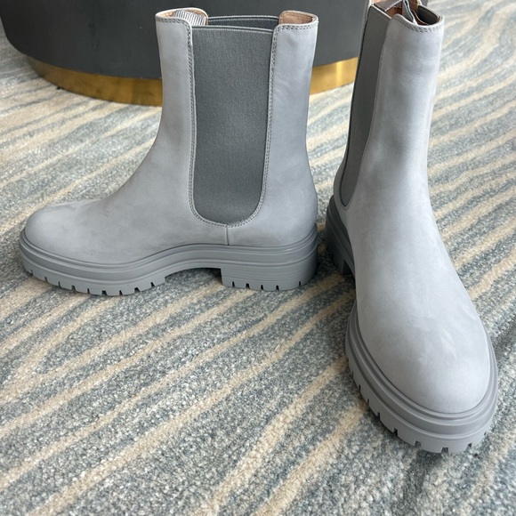 Gianvito Rossi Limited Edition Chester Boot in Mink Size 40 - Picture 6 of 10